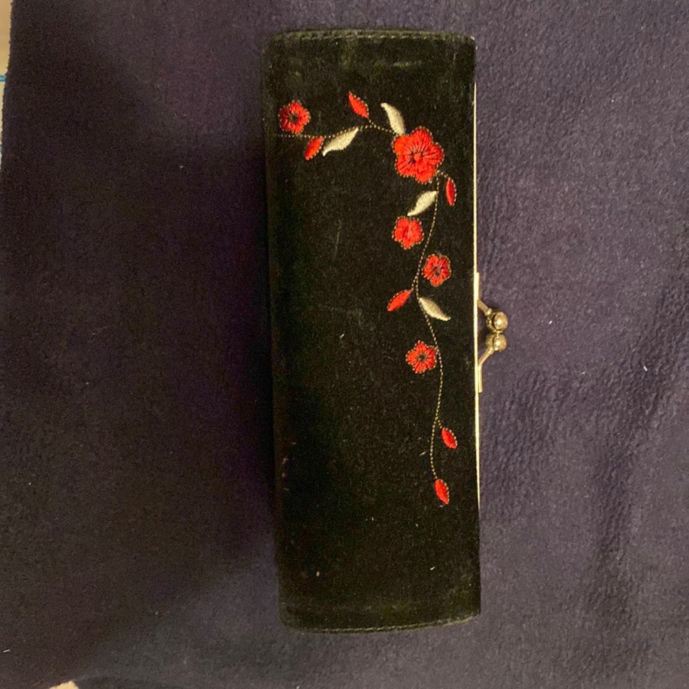 Cute Black Clutch